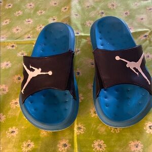 Men’s flip flops